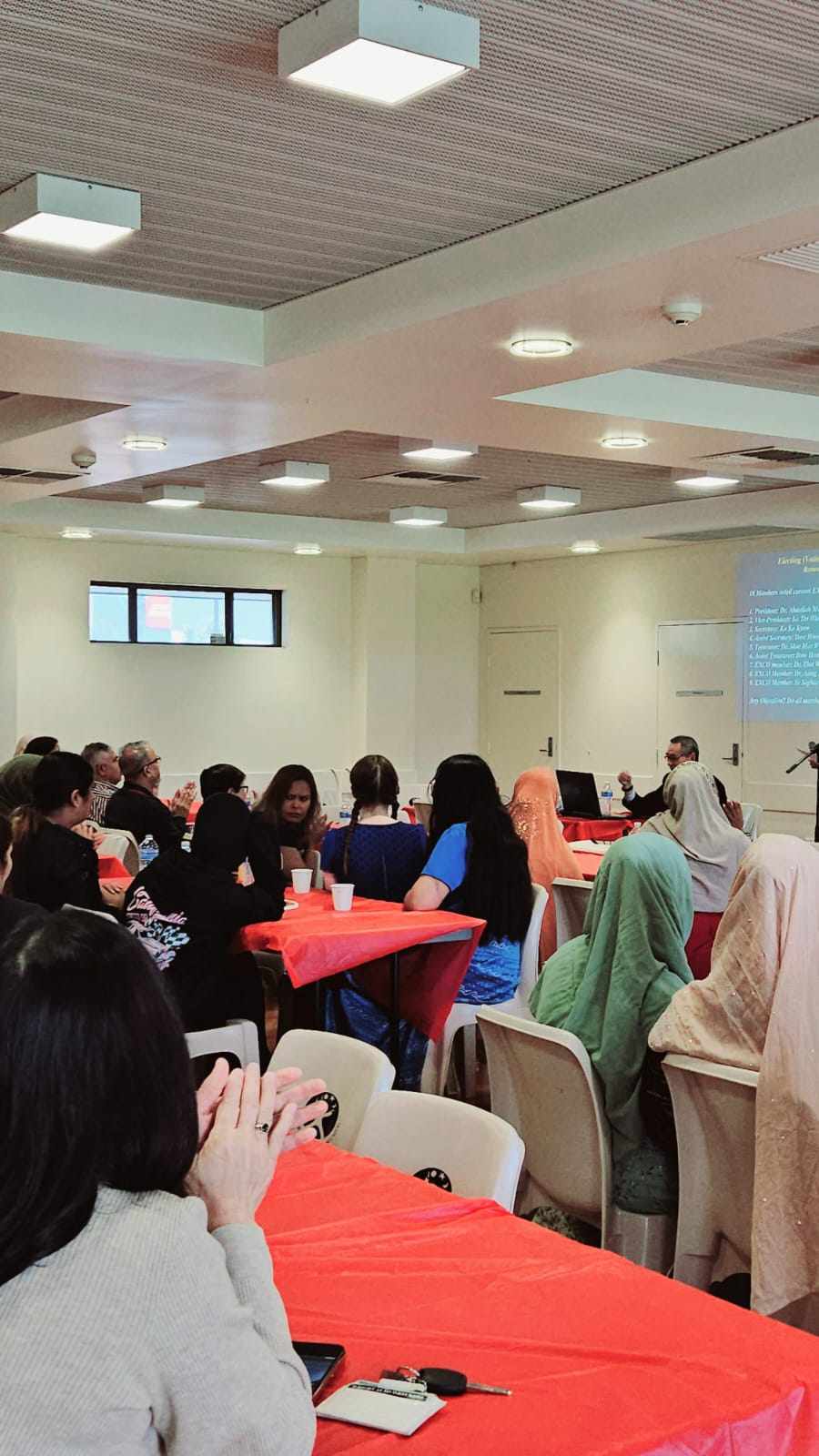 received_1335344327598112